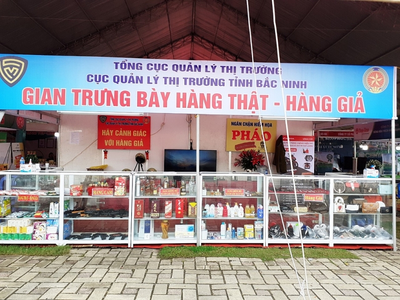 Bắc Ninh: Cục QLTT tổ chức gian trưng bày phân biệt hàng giả, hàng thật