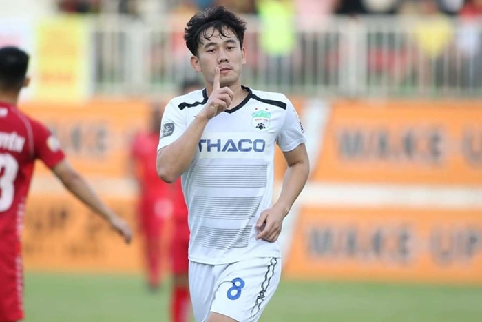 Tiểu sử Trần Minh Vương - Ngôi sao điển trai và bàn thắng xé lưới Hàn Quốc