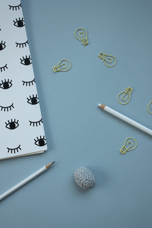 Người Thuận Não Phải Có Tính Cách Thế Nào? Nên Làm Nghề Gì?